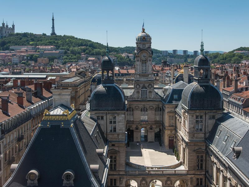 Buying or Selling Property in Lyon as an Expat