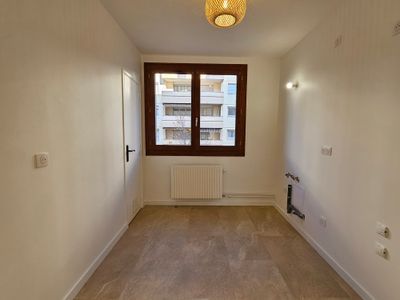 T3 – Rénové – Monplaisir - Sans Souci – 2ème Etage - Ascenseur — miniature 4