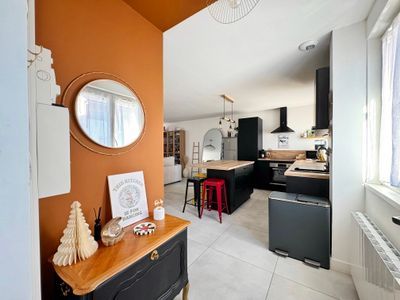 T3 entièrement rénové – 64 m² – Balcon & cave — miniature 15